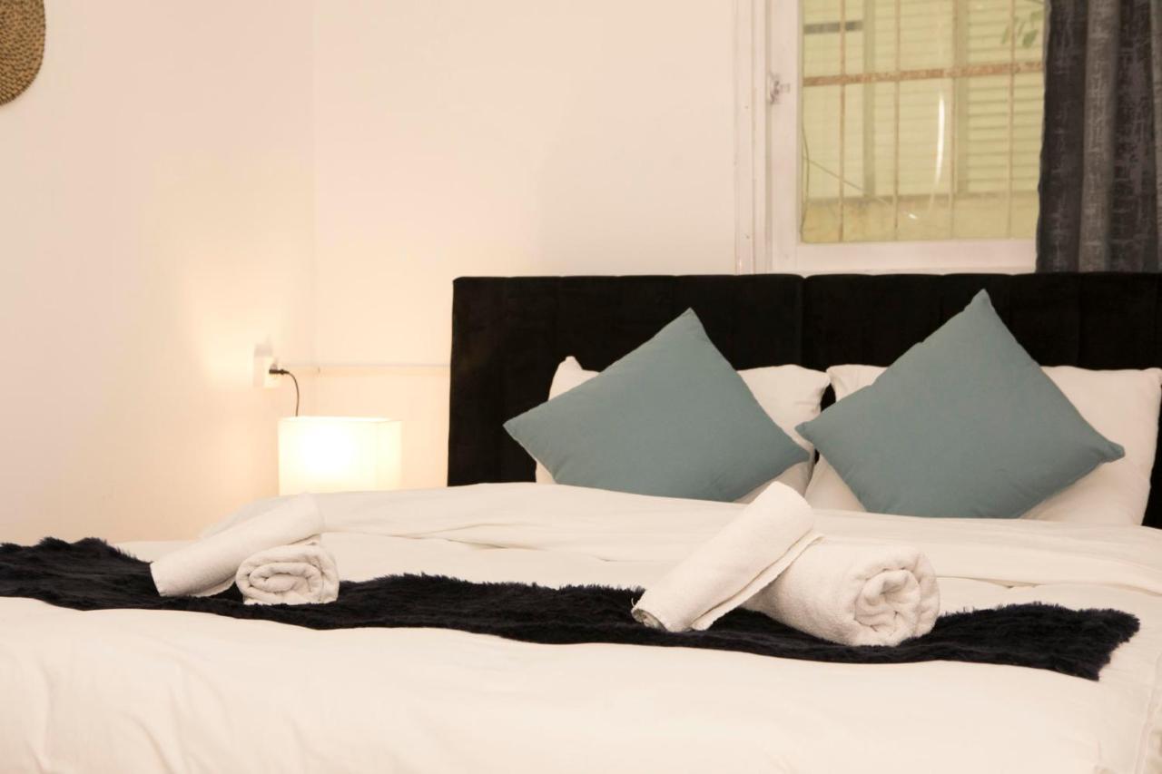 Beautiful Tel-Aviv Port & Beach Dizzengoff Apartments - Host By Bookiz Kültér fotó