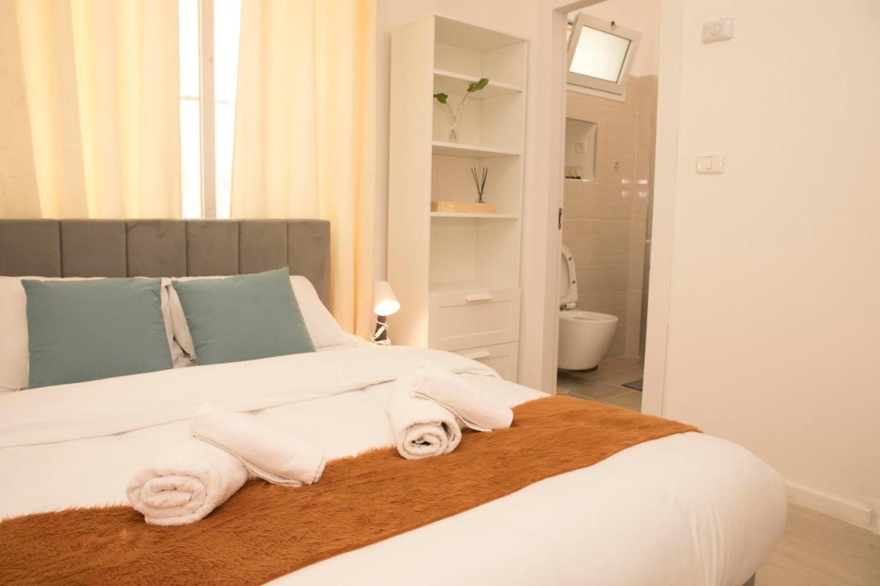 Beautiful Tel-Aviv Port & Beach Dizzengoff Apartments - Host By Bookiz Kültér fotó