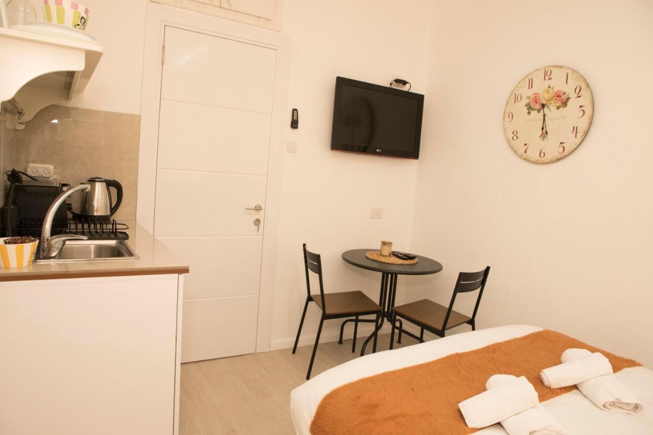 Beautiful Tel-Aviv Port & Beach Dizzengoff Apartments - Host By Bookiz Kültér fotó